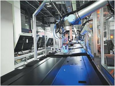 新興科技驅動制造業升級，長虹等制造商與信息技術咨詢服務迎來黃金十年