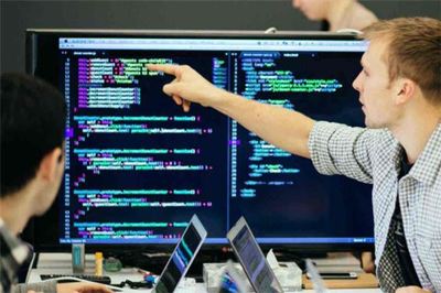 理科女生十大熱門專業 物流工程上榜，計算機編程引領大勢